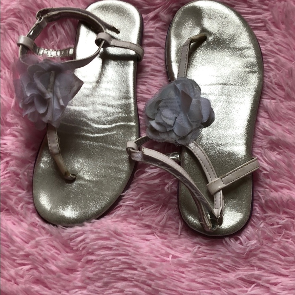 Sandals - Picture 2 of 4
